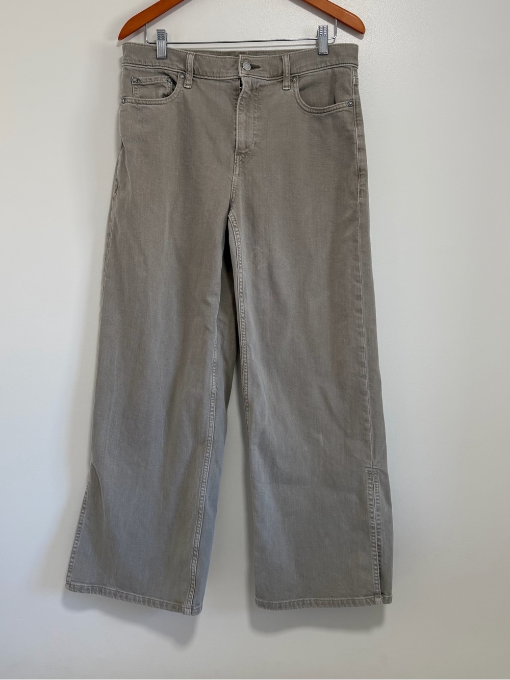 Banana‎ Republic Wide Leg Taupe Jeans with slit